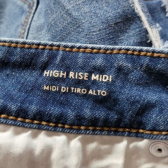 High Waisted Distressed Ripped Blue Jeans Universal Thread Size 2/26 - Picture 6 of 10